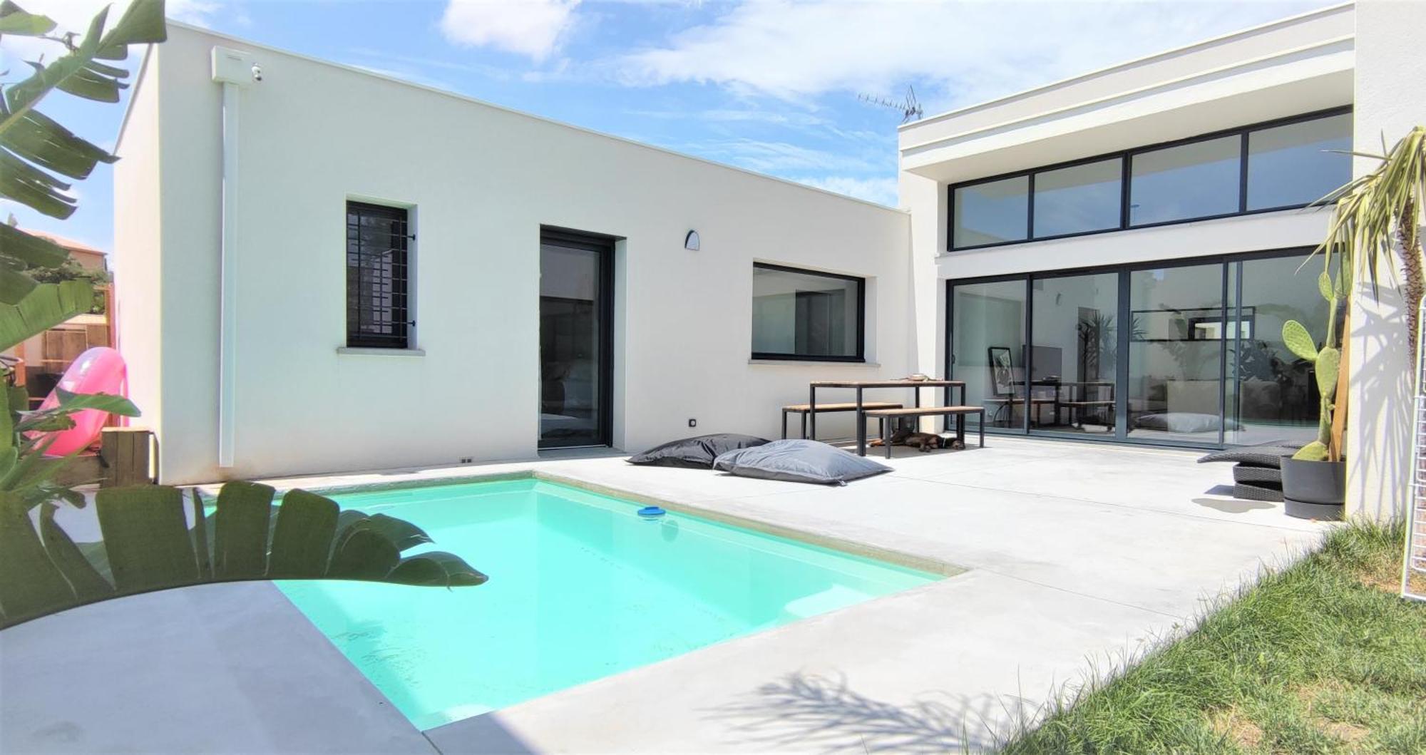 Oasis Blue Perpignan Canet 外观 照片